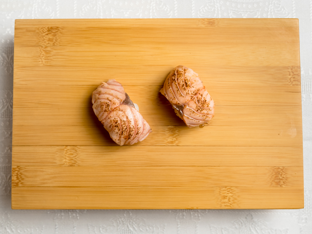 Nigiri Salmón flambeado de Pakita Sushi